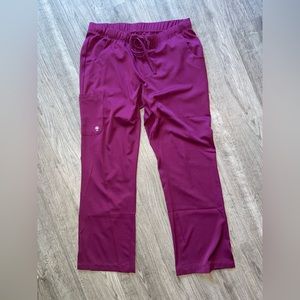 Healing Hands Scrub Bottom